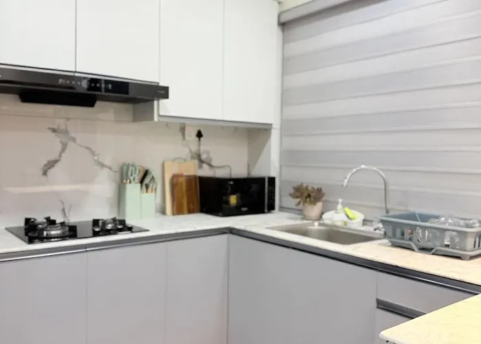 Yeshe's Haven Modern 1bhk Ii *